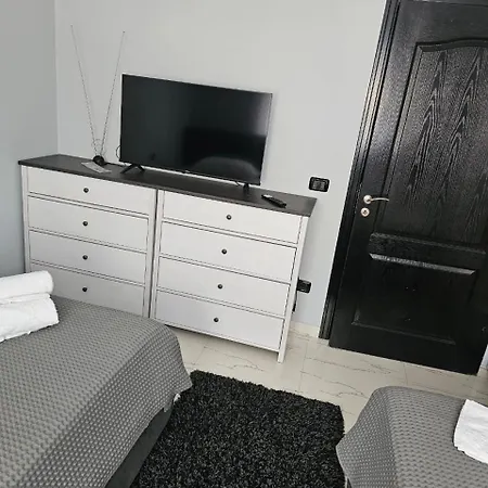 Edi's Apartment-cozy In The Center *