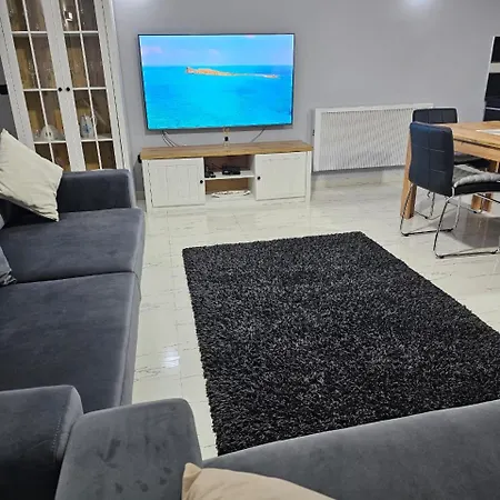 Edi's Apartment-cozy In The Center *